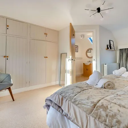5 Bed In Bassenthwaite 89496 *