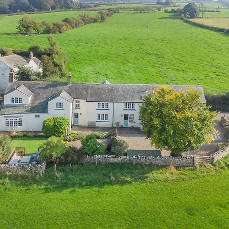 5 Bed In Bassenthwaite 89496 *